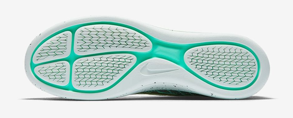 Nike LunarEpic Flyknit Shield